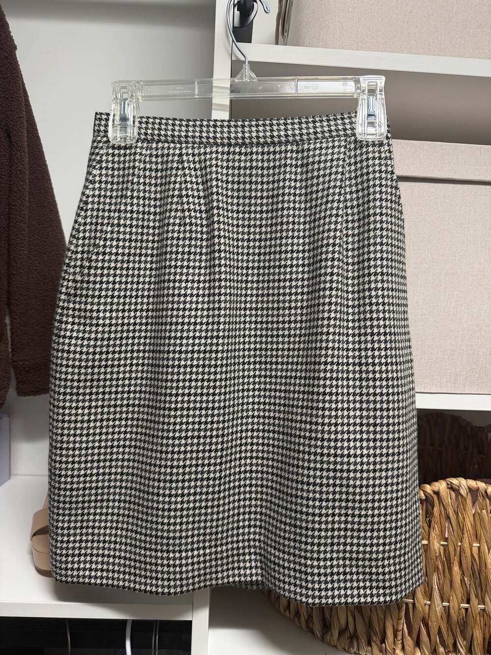 Charter Club by Jane Justin Vintage Houndstooth 100% Pure Wool Pencil Skirt